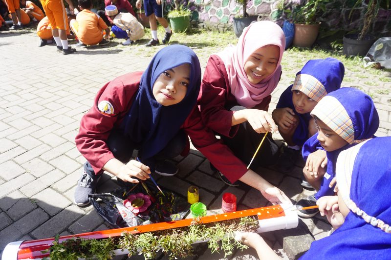 Memilih Sekolah Hijau: Investasi Masa Depan Cerah untuk Generasi Muda