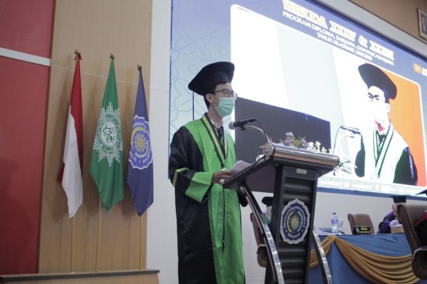 Pesan Dan Kesan Wisudawan Jangan Pernah Ubah Mimpi Tapi Ubahlah 