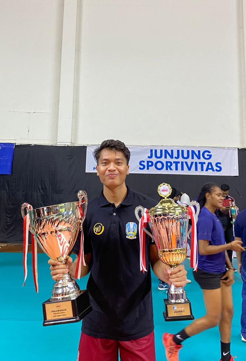 Mahasiswa Umsida Ini, Bawa Jatim Duduki Juara 1 di Ajang Kejurnas Voli Junior 2022