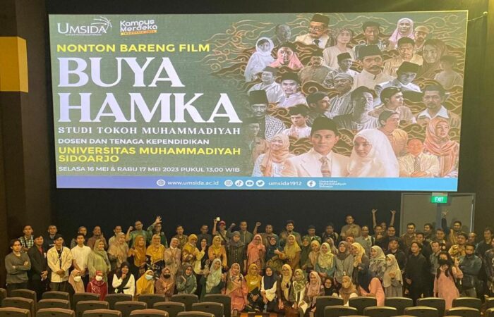 Meneladani Tokoh Muhammadiyah, Civitas Umsida Nobar Buya Hamka Vol 1