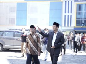 Ketua Umum Muhammadiyah Resmikan Gedung FKG Umsida