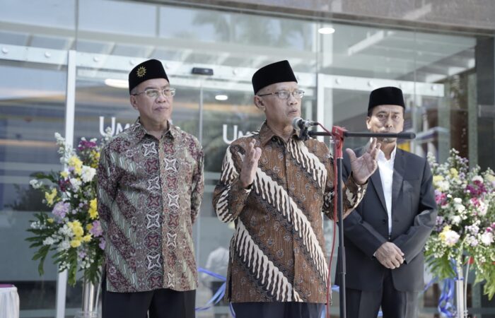 Ketua Umum Muhammadiyah Resmikan Gedung FKG Umsida