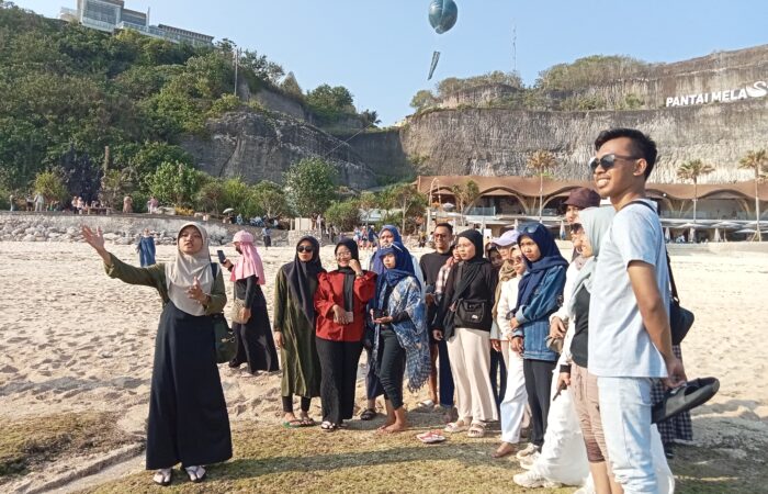 Mahasiswa Umsida Belajar Menjadi Tour Guide Wisata Di Jawa Timur