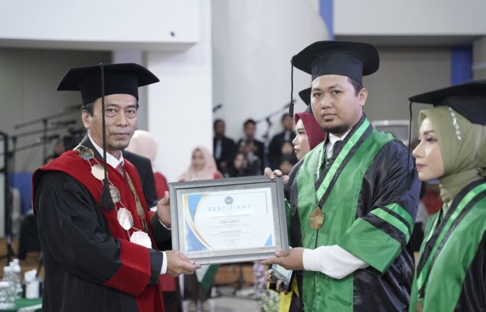 Wisudawan terbaik saat S1 dan S2