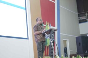 penghargaan kepada mitra DUDI di mudik alumni