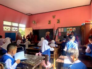 KKN-P 52 buat metode pembelajaran yang unik