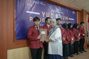 yudisium terbaik FST 2024