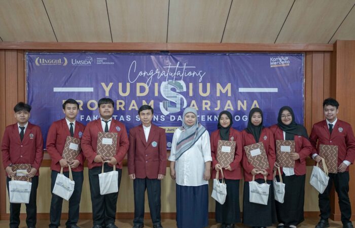 yudisium terbaik FST 2024