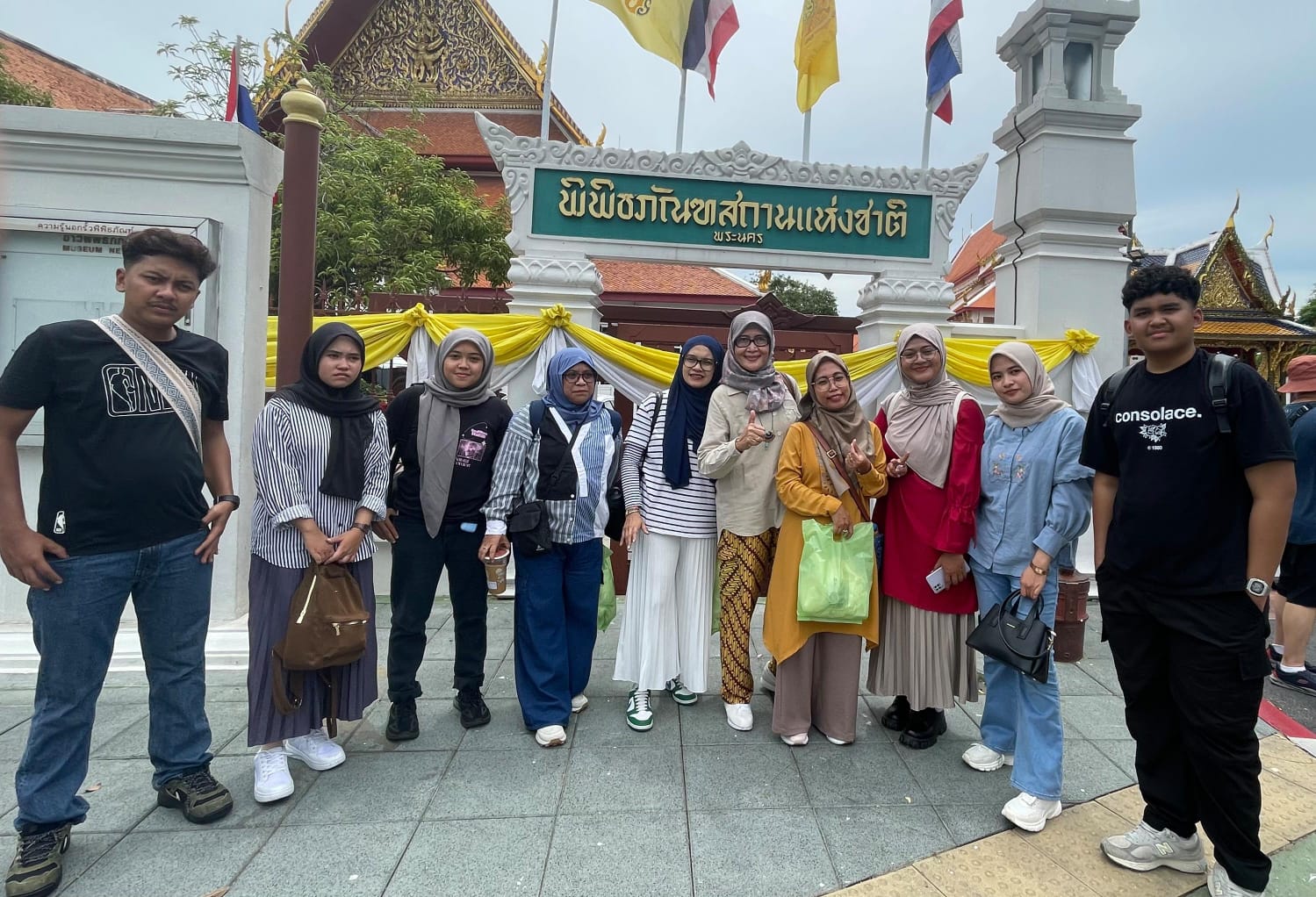 Mahasiswa Umsida Explore Budaya dan Sejarah Thailand