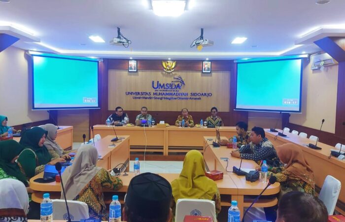 FGD Tracer Study, Umsida Gandeng UMY untuk Optimalkan Pengelolaan Data Alumni"