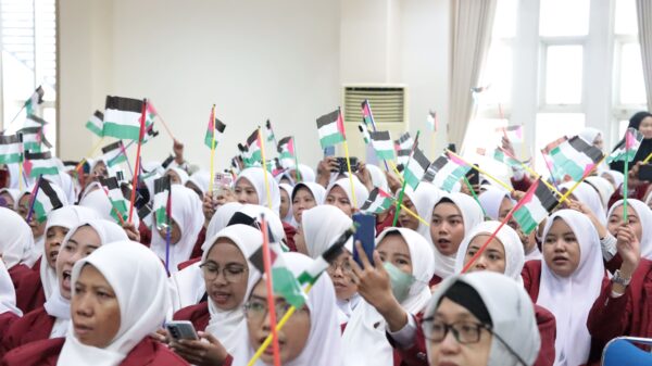 Kehangatan Solidaritas Palestina di Tengah Yudisium 44 FAI Umsida