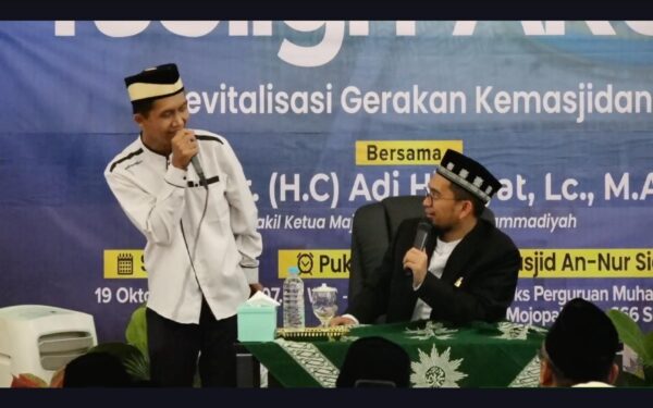 tabligh akbar Ustadz Adi Hidayat 6 8