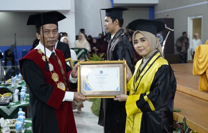 Wisudawan Terbaik Umsida