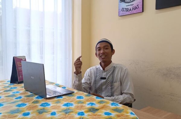 Mahasiswa PBA Umsida Raih Juara Video Kreatif Bahasa Arab di DLA Fair 2024