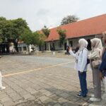 praktik menjadi tour guide 2