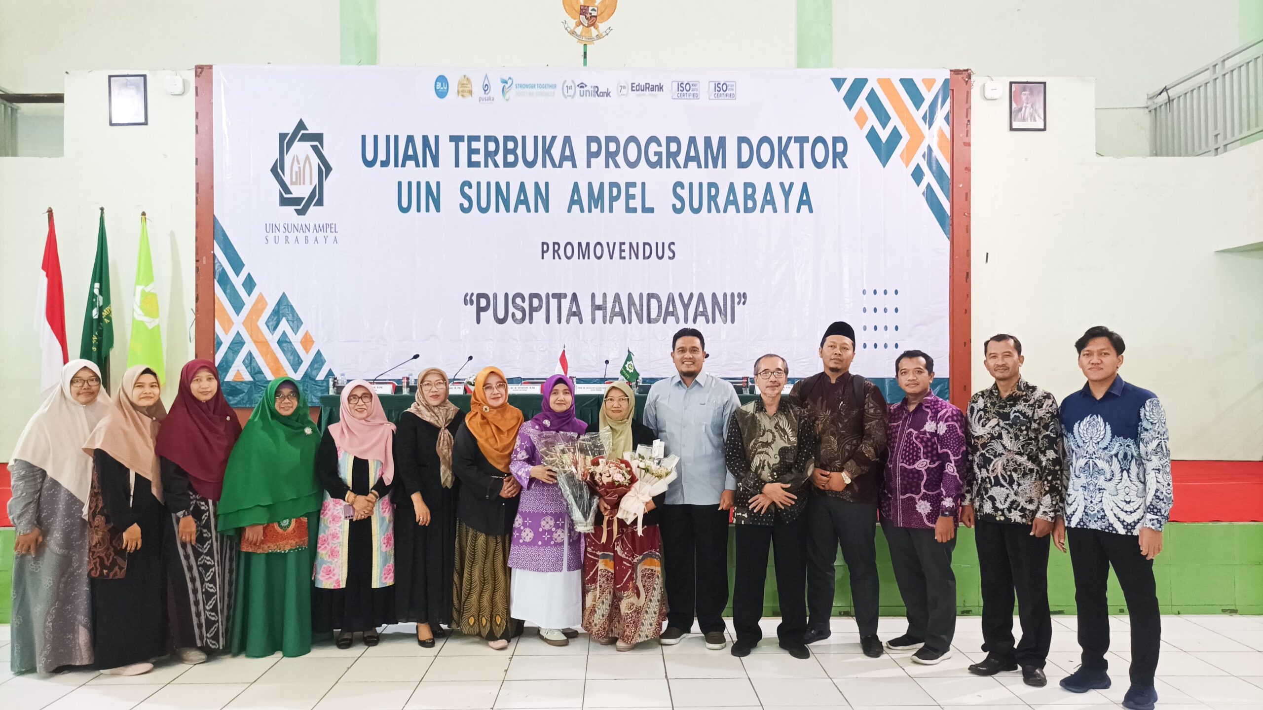 Gelar Doktor dengan Fokus Halal Lifestyle