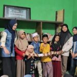 Umsida Bersama Mahasiswa Lintas Universitas Gelar Bakti Sosial Ramadan di Desa Kali Alo