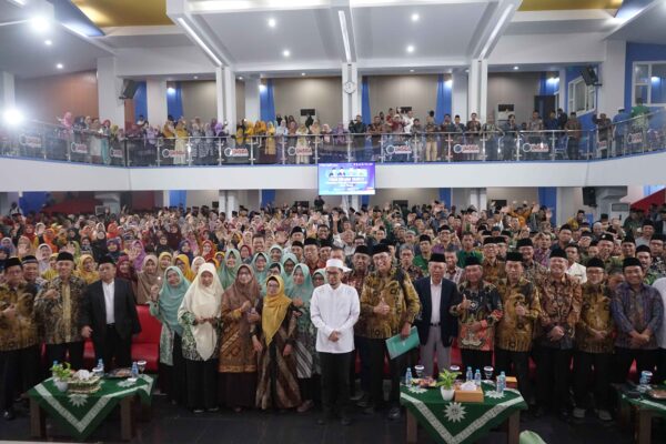 UAH jelaskan makna penamaan manusia