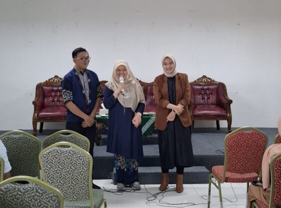 MC Hebat Tak Lahir Sendiri, Umsida dan UPN Veteran Jatim Hadir untuk Mahasiswa IAD