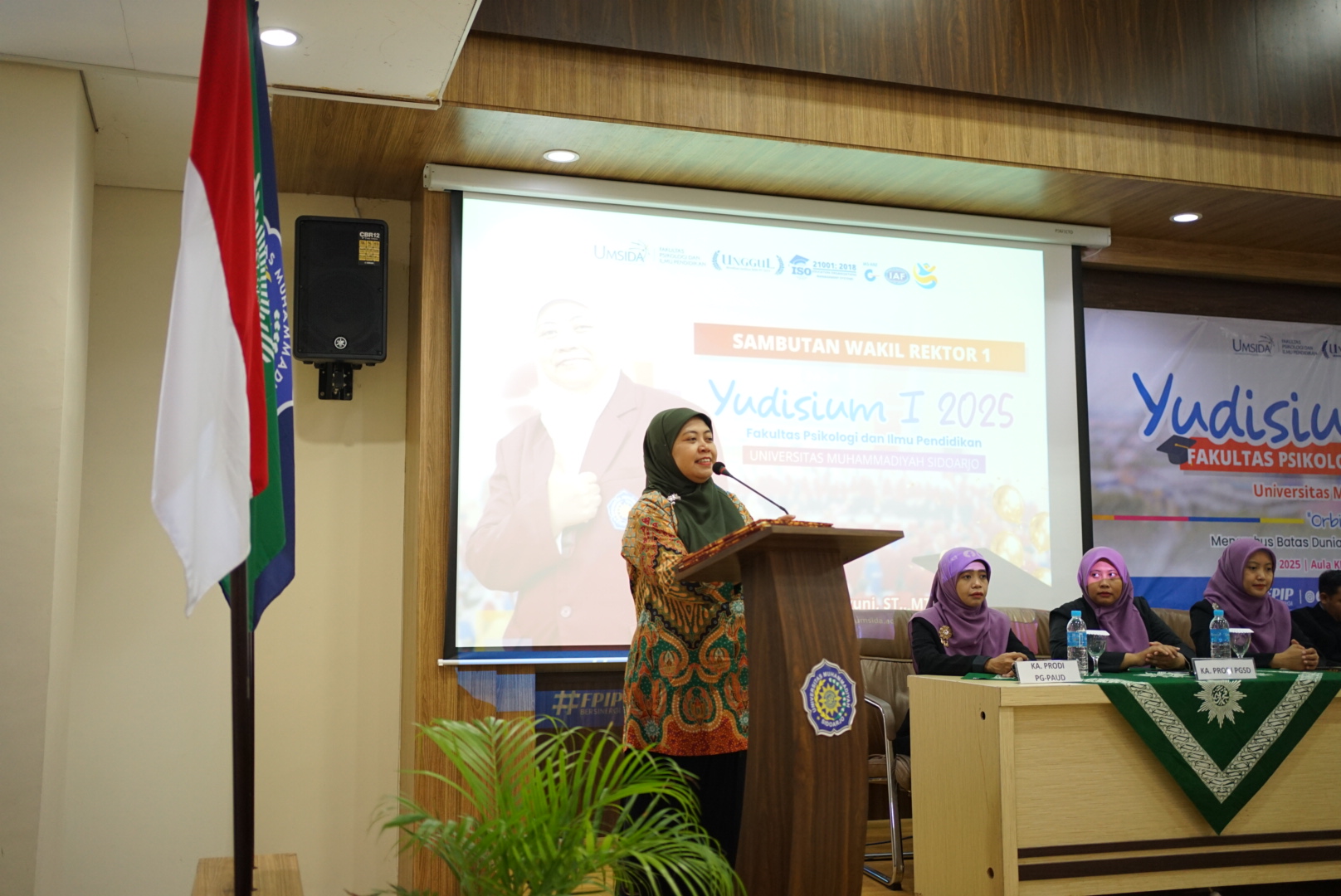 Prof Hana dan Para Lulusan FPIP