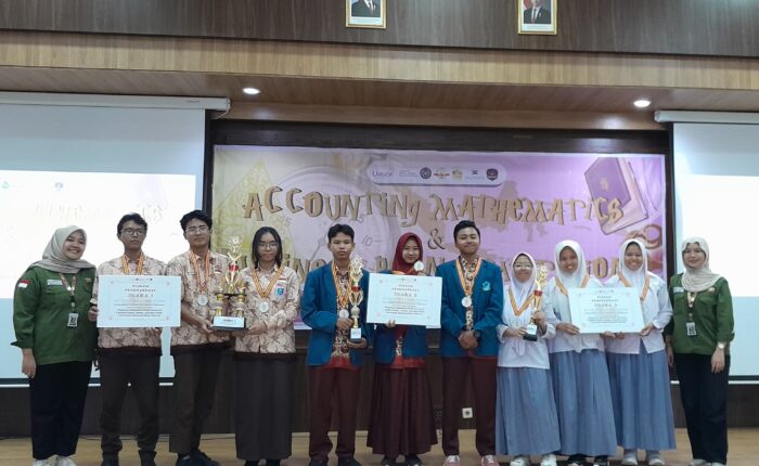 lomba matematika Himaksida