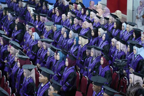 wisuda ke-45 Umsida