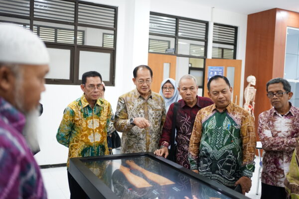 UMBJM Belajar tentang pengelolaan perguruan tinggi 6