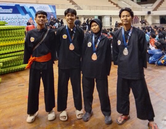mahasiswa Umsida juara 2 pencak silat nasional