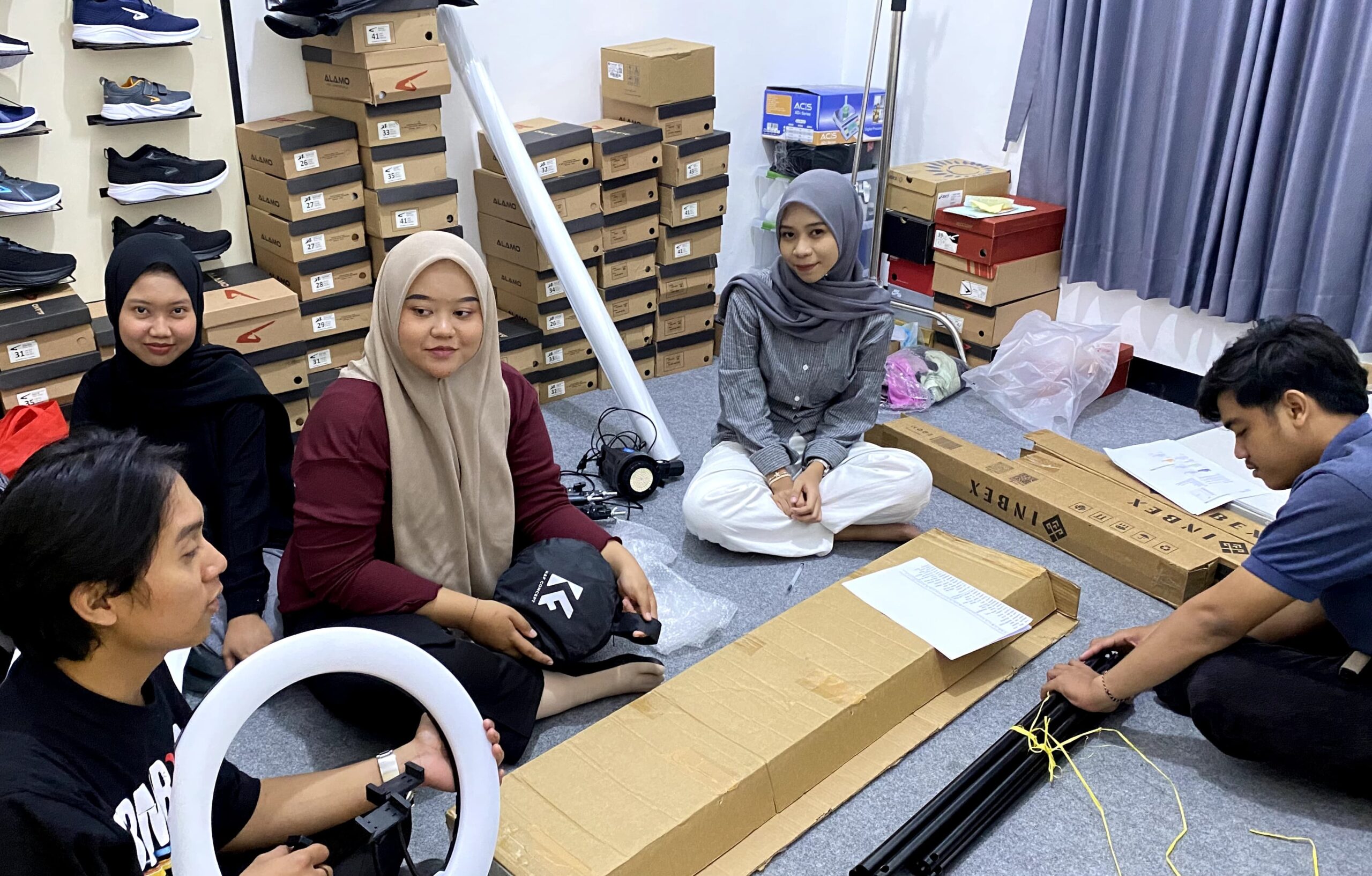 Ikom Umsida belajar pendataan dan display produk