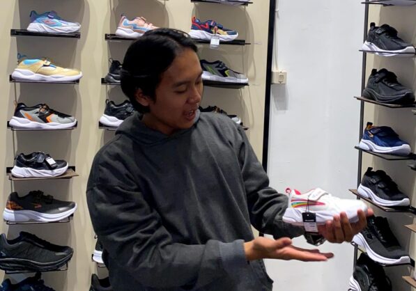 Ikom Umsida belajar pendataan dan display produk