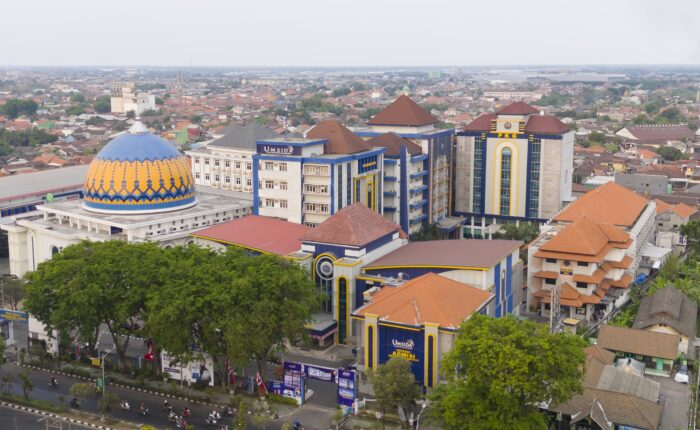perguruan tinggi terbaik