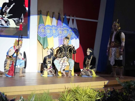 drama kolosal Kerajaan Kahuripan 1