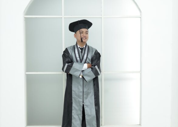 mahasiswa IMEI jadi lulusan berprestasi