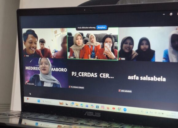 mahasiswa MIK Umsida juara 1 cerdas cermat 1