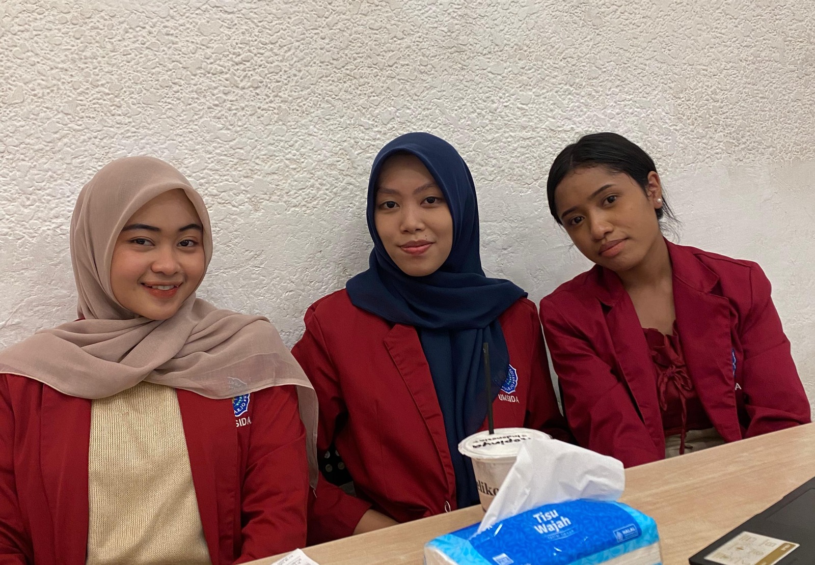 mahasiswa MIK Umsida juara 1 cerdas cermat 1