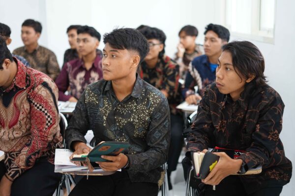 pendidikan karakter mahasiswa Umsida 1
