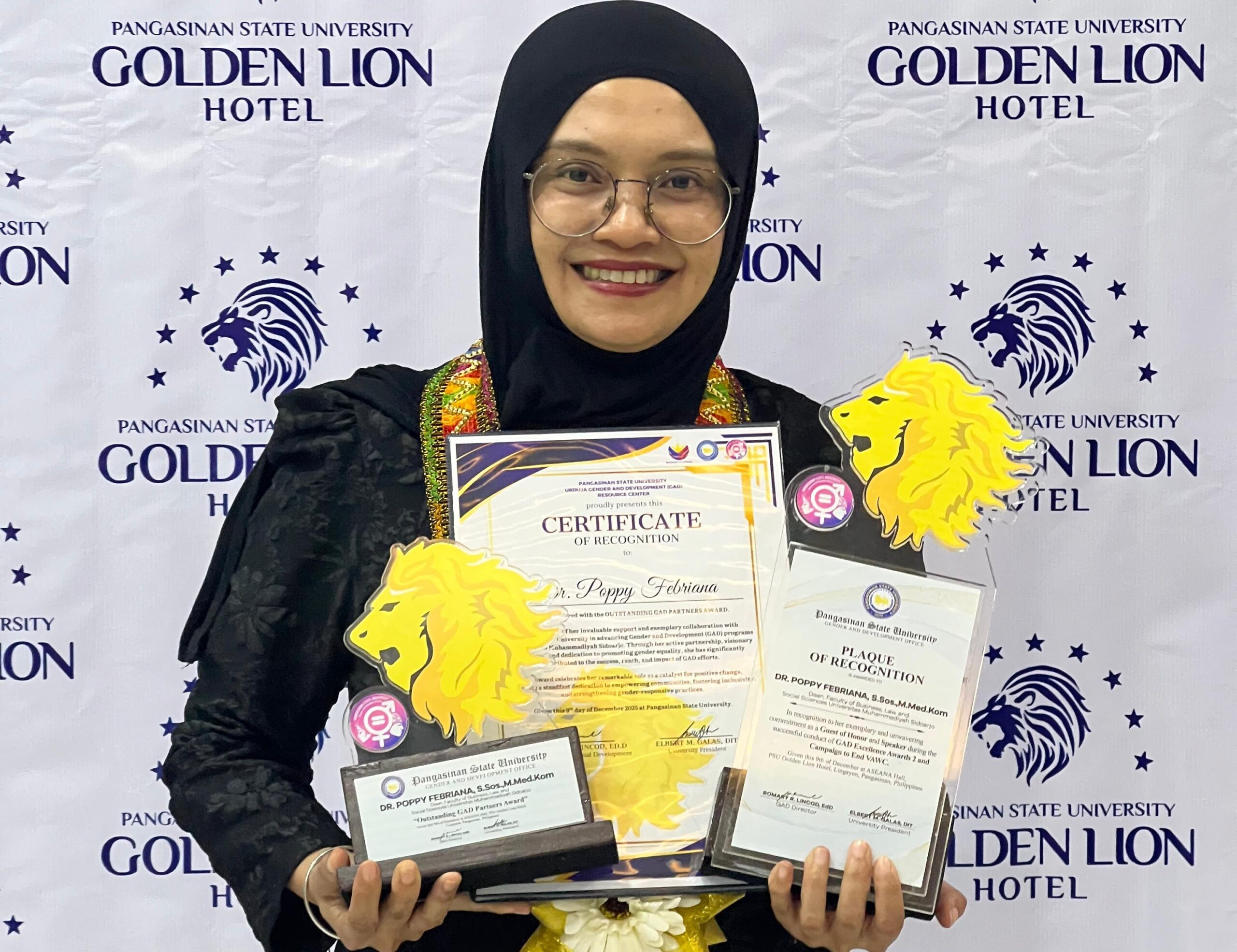 penghargaan gender dekan fbhis