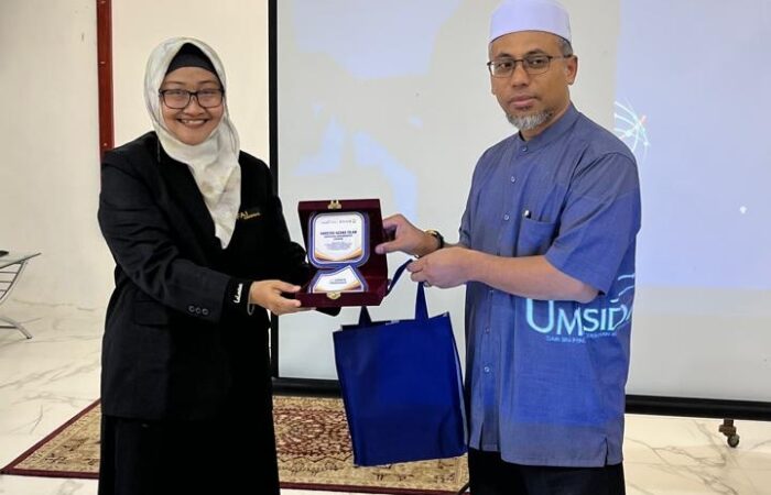 fai Umsida ke UnisZA