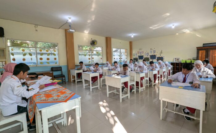 gaji dan kesejahteraan guru (Pexels)