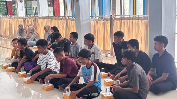 pelajar muhammadiyah tanam kelor