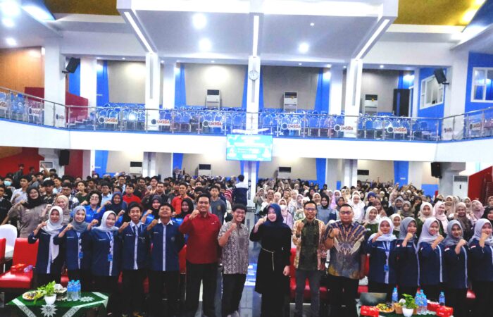 persiapan dunia kerja mahasiswa