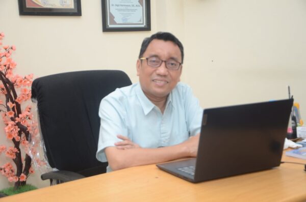 Prof Sigit Guru Besar