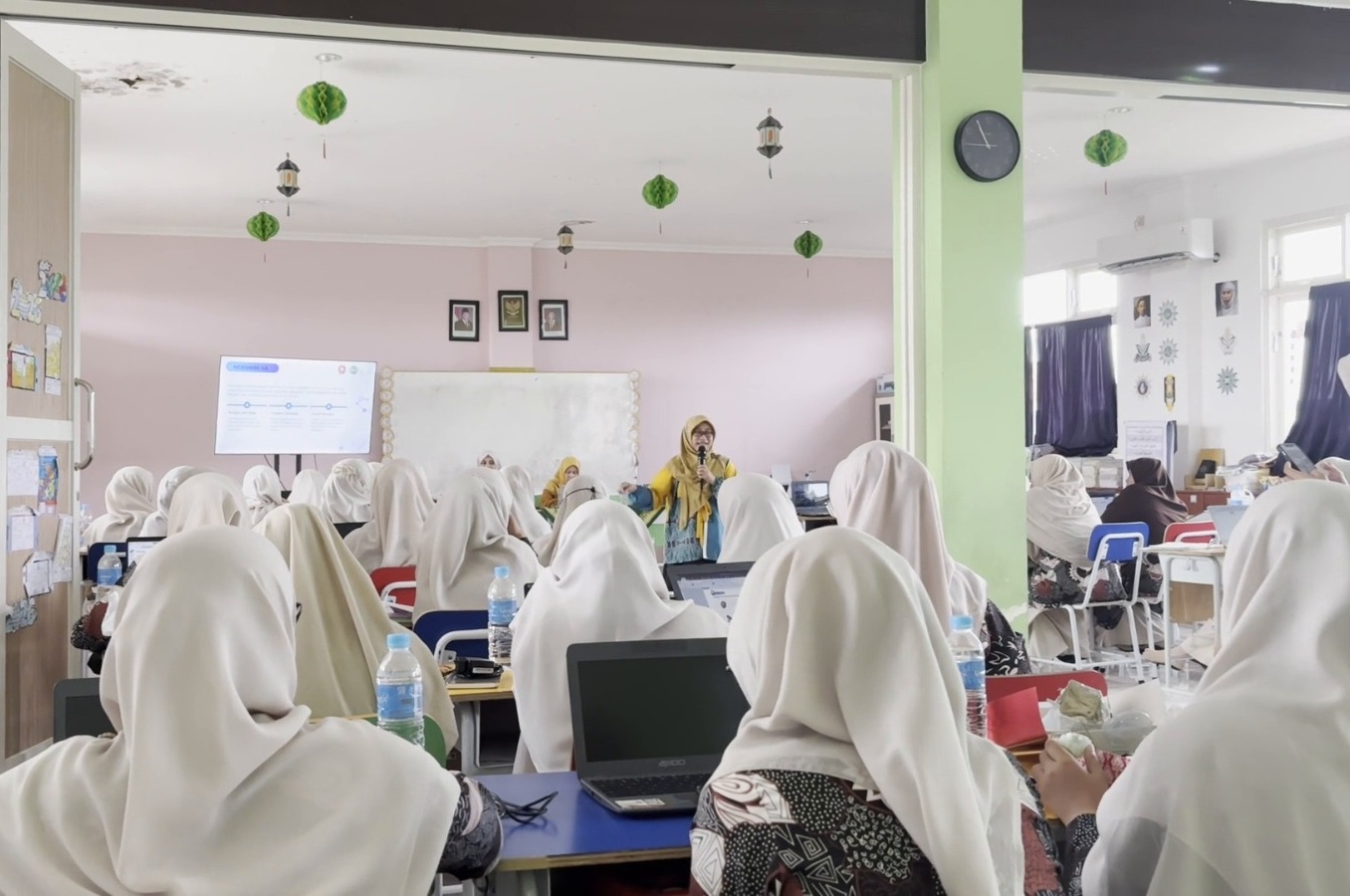 pelatihan koding dasar dan kecerdasan artifisial