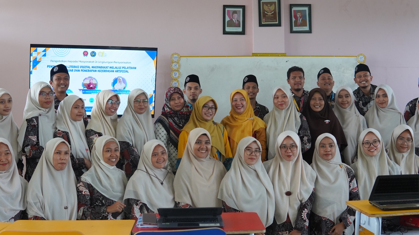 Abdimas Umsida Beri Pelatihan Kecerdasan Artifisial dan Koding Dasar ...
