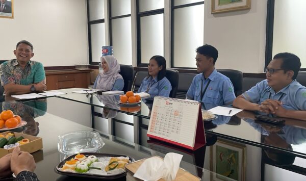 hari bumi, pslsc jajaki kerja sama dengan tjiwi kimia