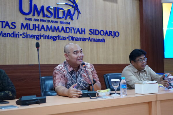 kunjungan pembangunan gedung FK UMBJM