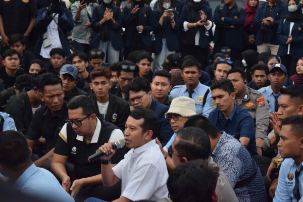 tuntutan BEM PTMAI untuk DPRD Jawa Timur