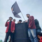 tuntutan BEM PTMAI untuk DPRD Jawa Timur tuntutan BEM PTMAI untuk DPRD Jawa Timur