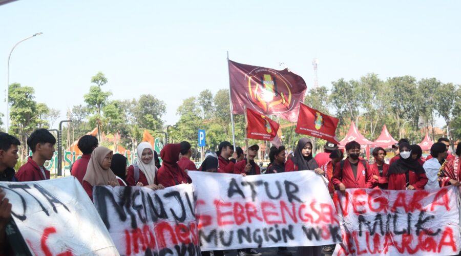 aksi IMM Umsida ke DPRD Sidoarjo