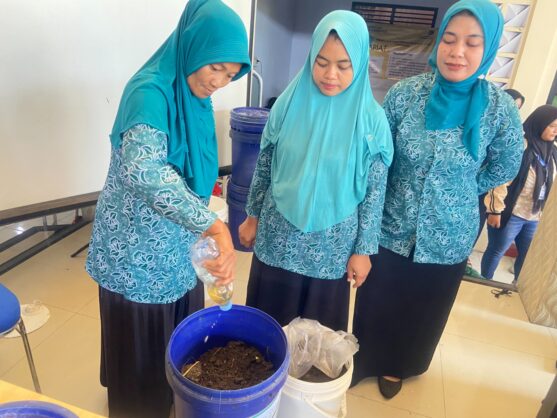 pengolahan sampah desa candipari 1